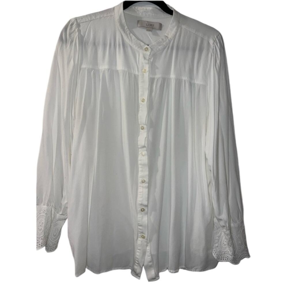 LOFT WHITE/CREAM COLORED EMBROIDERED LONG SLEEVED BUTTON DOWN BLOUSE SIZE XL